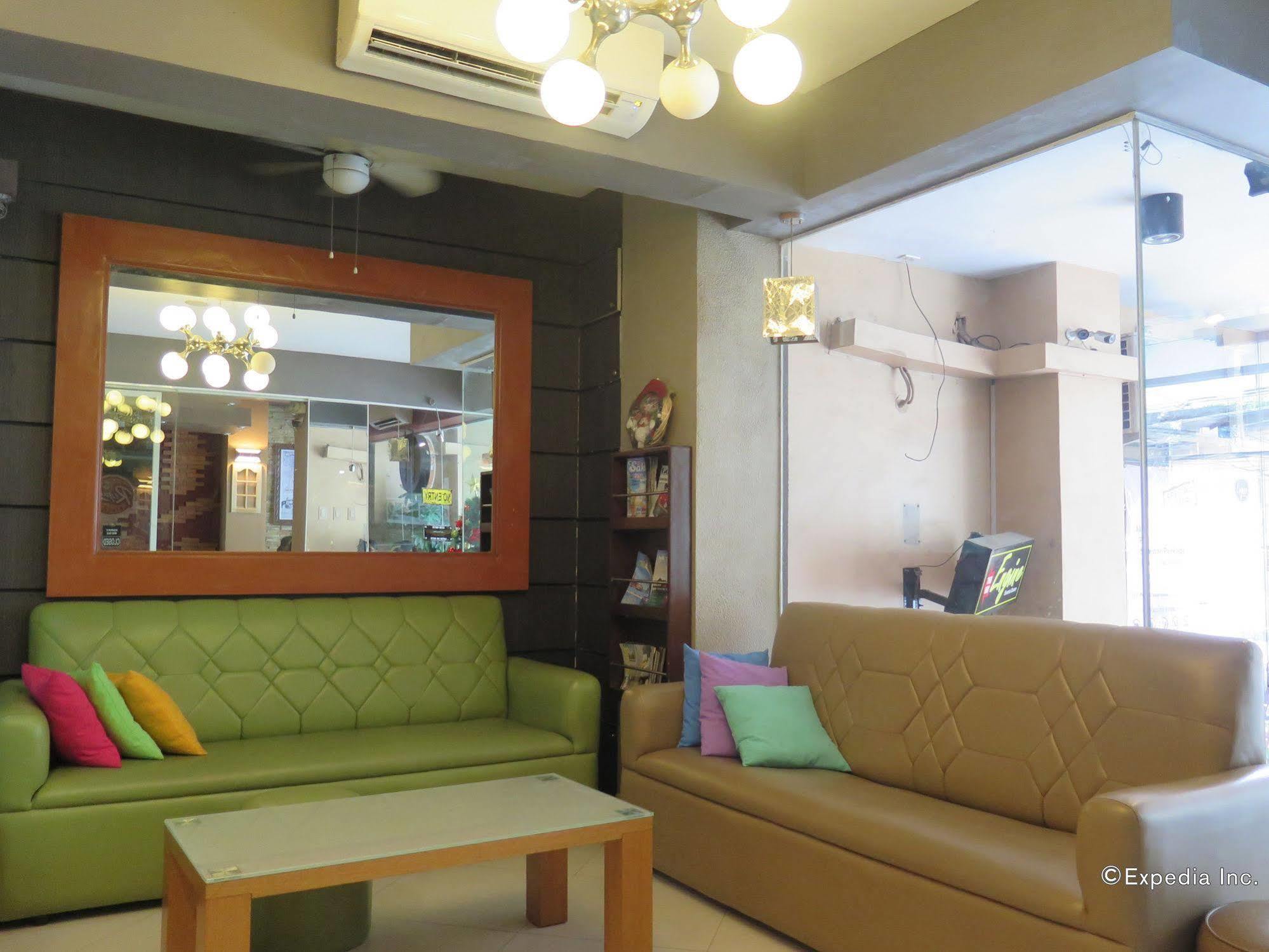 סבו La Gloria Residence Inn מראה חיצוני תמונה