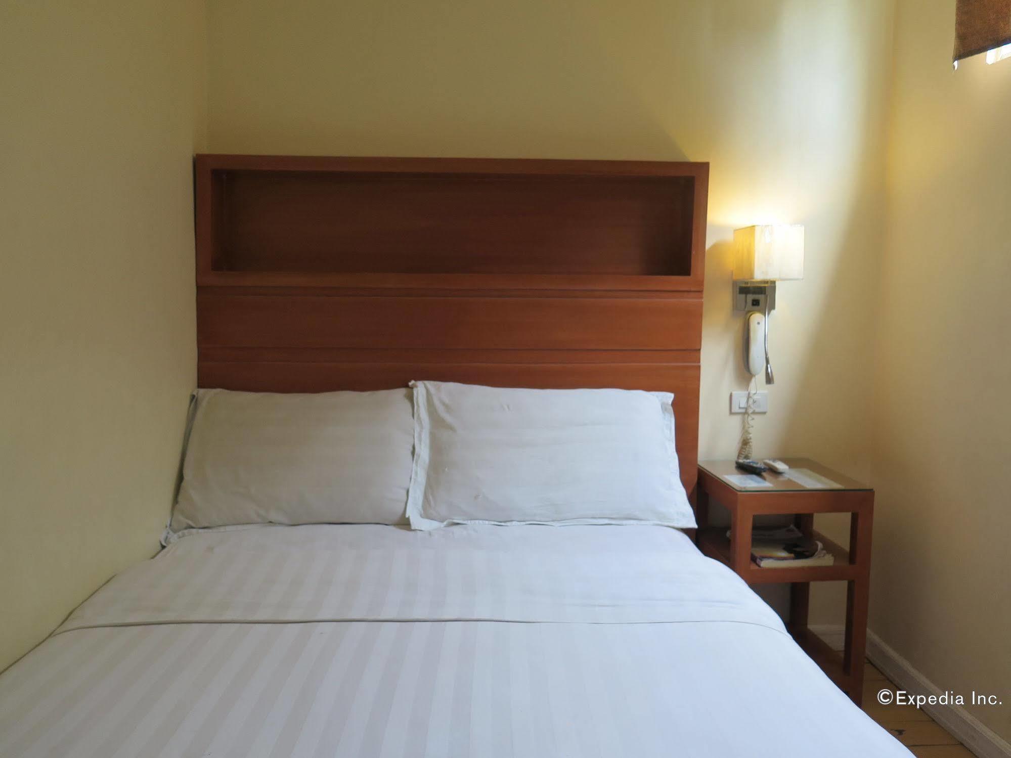 סבו La Gloria Residence Inn מראה חיצוני תמונה
