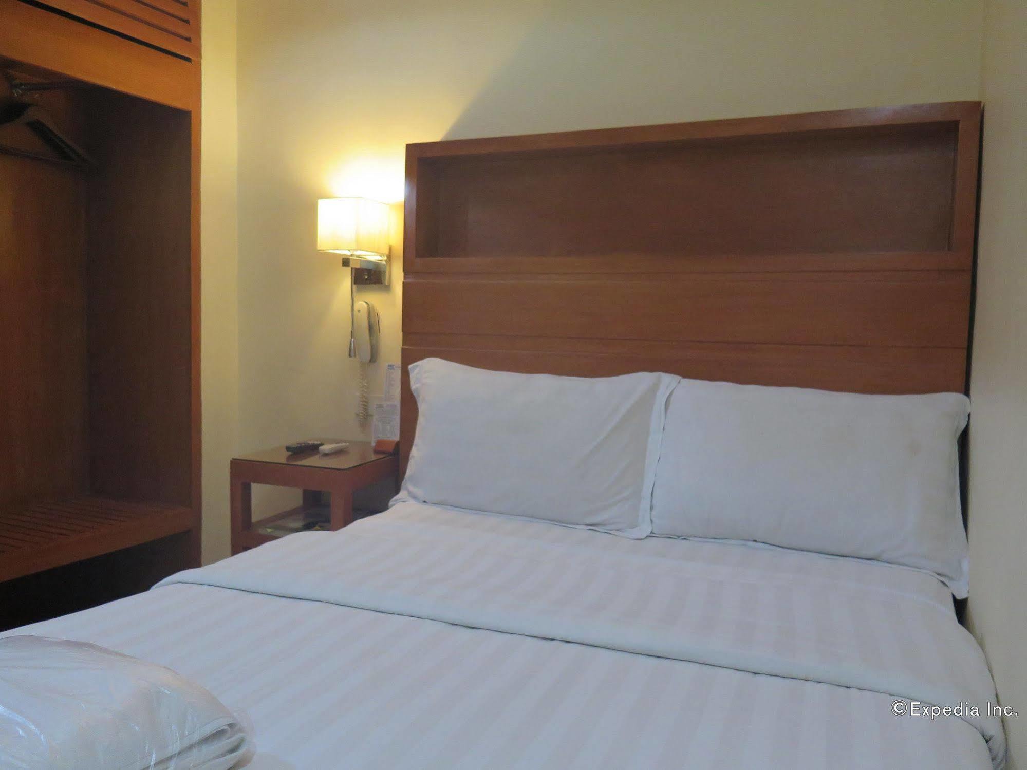 סבו La Gloria Residence Inn מראה חיצוני תמונה