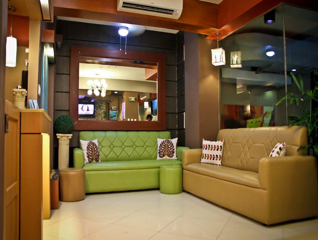 סבו La Gloria Residence Inn מראה חיצוני תמונה